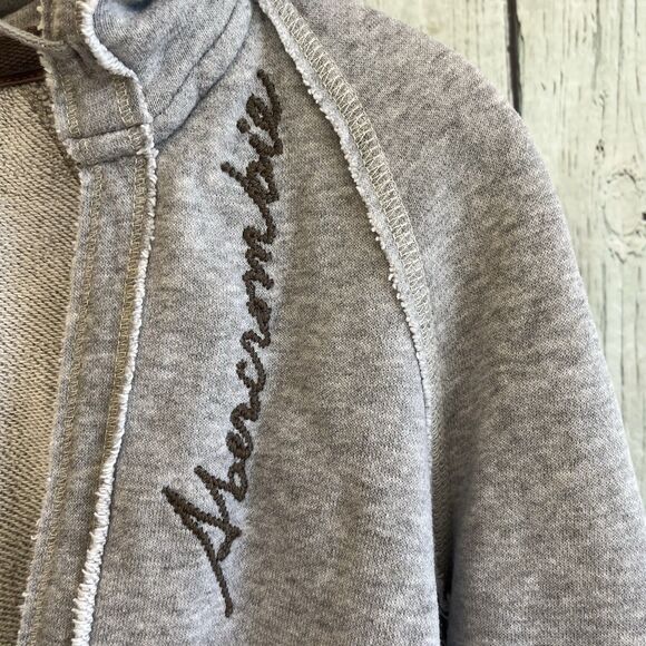 Vintage Y2K Abercrombie Fitch Womens Sweatshirt Hoodie Size M Embroidered V-Neck - Picture 5 of 13